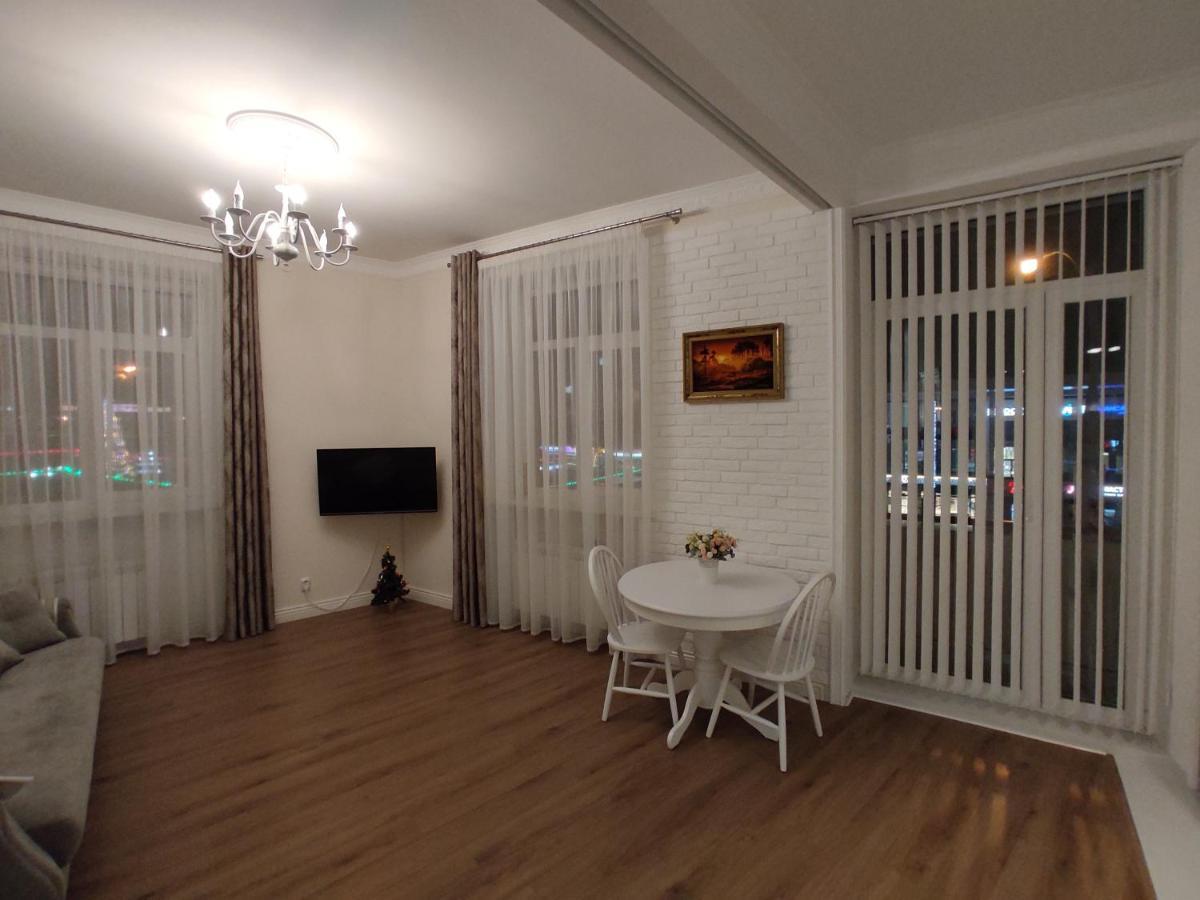 Apartment in the city center Gomel Exteriör bild