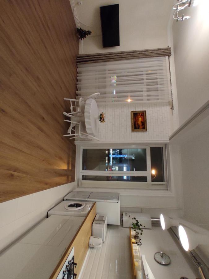 Apartment in the city center Gomel Exteriör bild