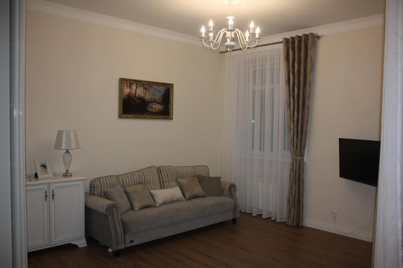 Apartment in the city center Gomel Exteriör bild